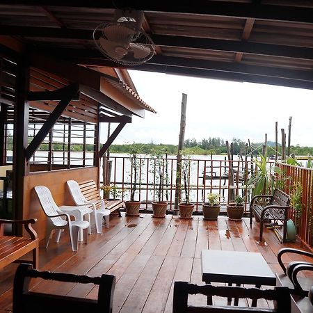 At Pier Hostel Lanta Ko Lanta Dış mekan fotoğraf