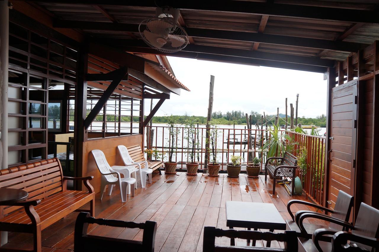 At Pier Hostel Lanta Ko Lanta Dış mekan fotoğraf
