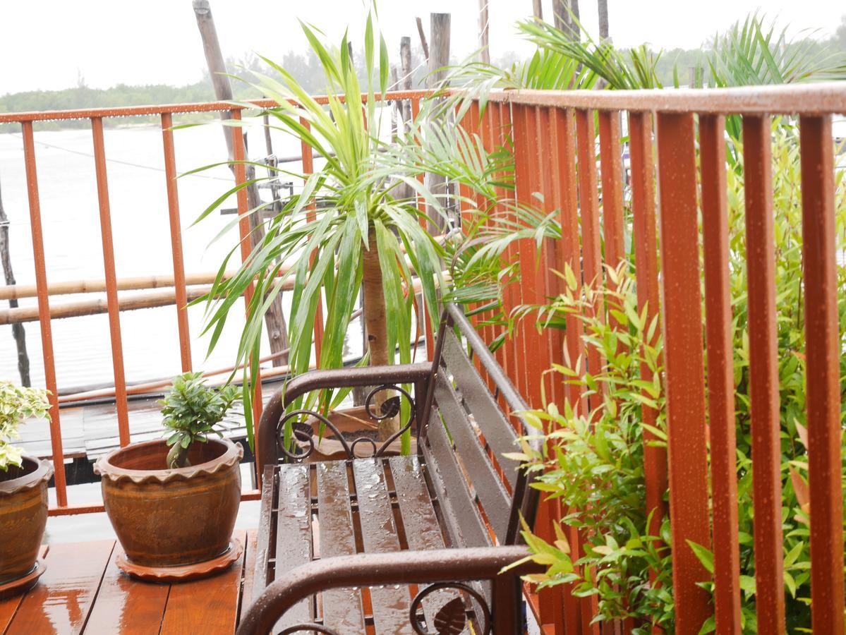 At Pier Hostel Lanta Ko Lanta Dış mekan fotoğraf